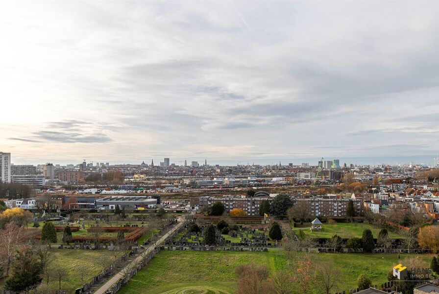 Appartement te koop in DEURNE