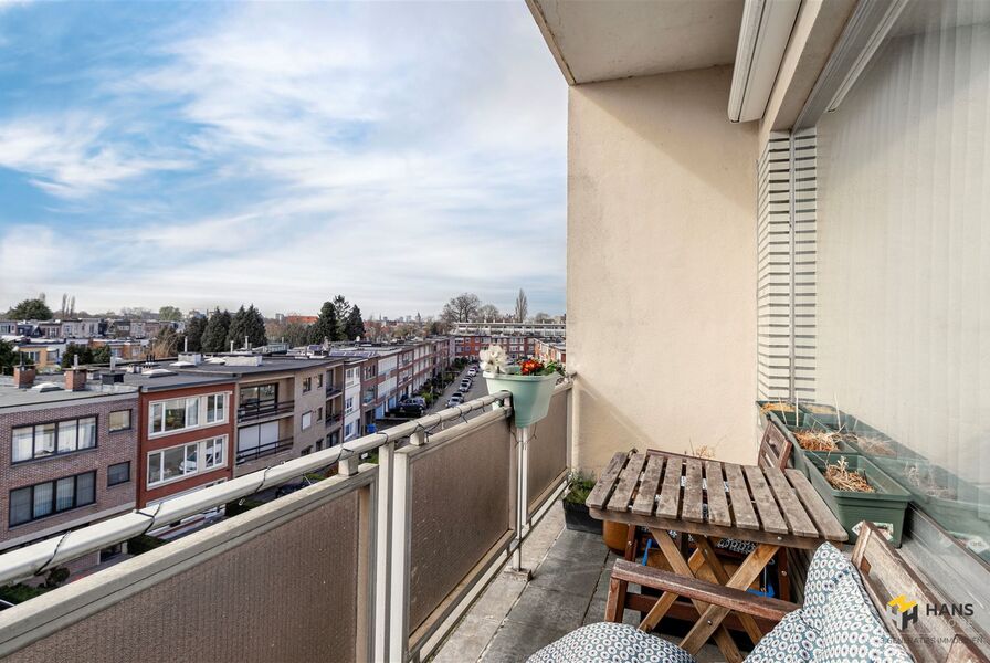 Appartement te koop in DEURNE