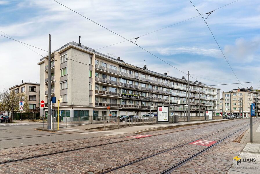 Appartement te koop in DEURNE