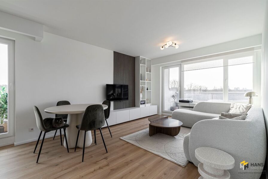 Appartement te koop in DEURNE