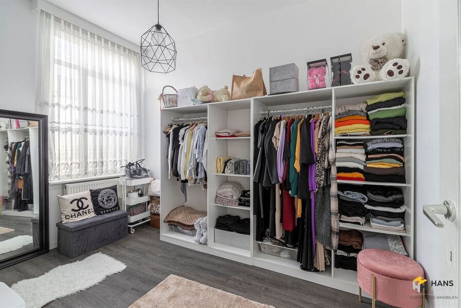 Eengezins woning te koop in BERCHEM