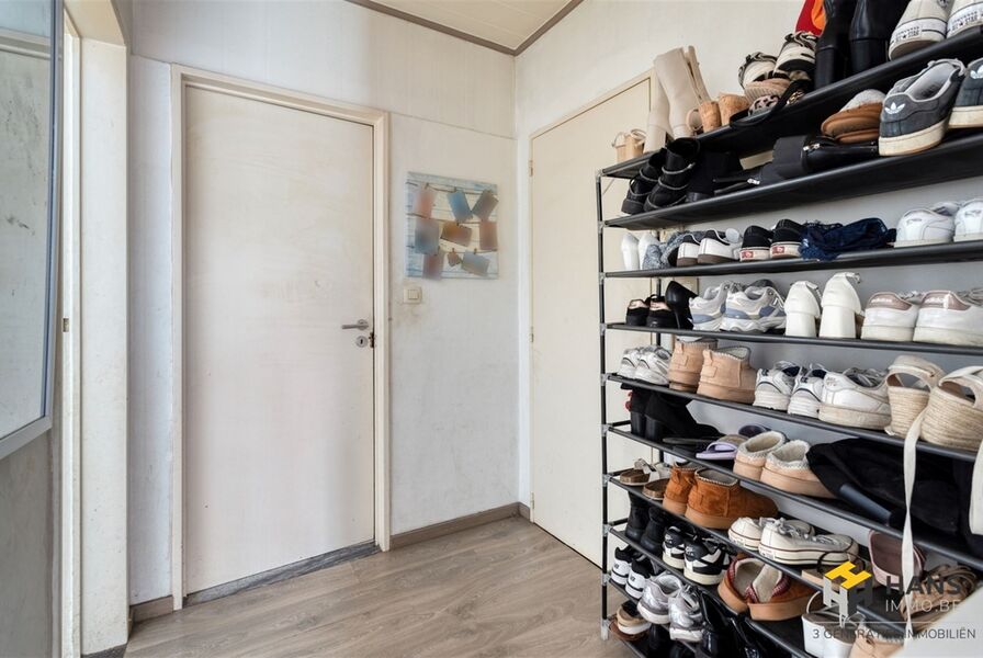 Gelijkvloers te koop in DEURNE