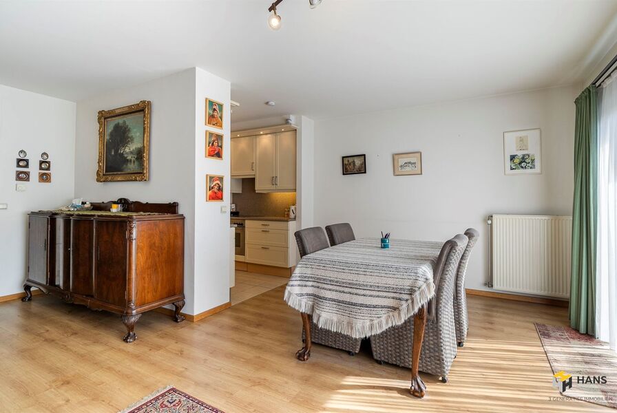 Gelijkvloers te koop in MERKSEM