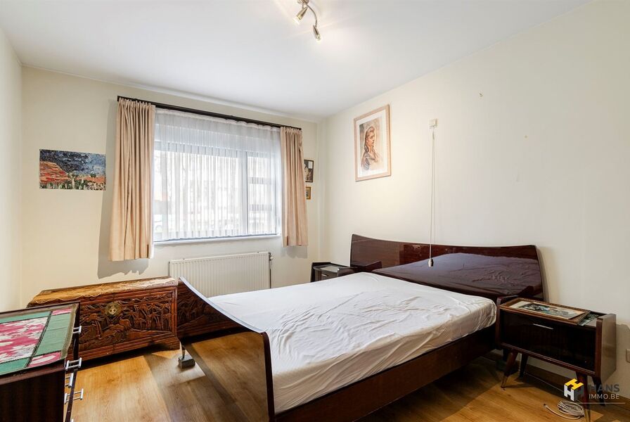 Gelijkvloers te koop in MERKSEM