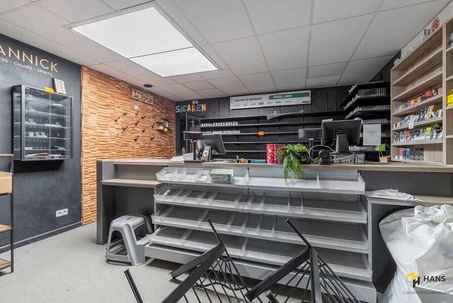 Gemengd gebouw te koop in BOOM