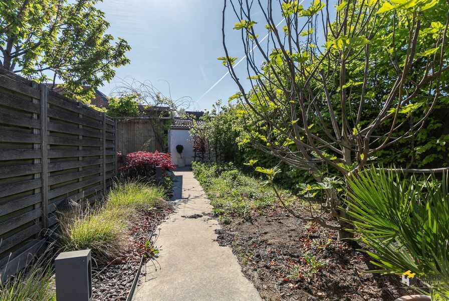 Gemengd gebouw te koop in BOOM