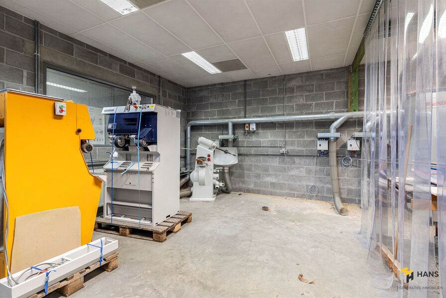 Handelsruimte te koop in ANTWERPEN