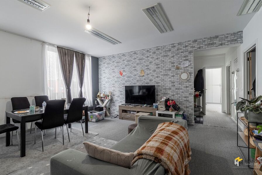 Opbrengsteigendom te koop in DEURNE