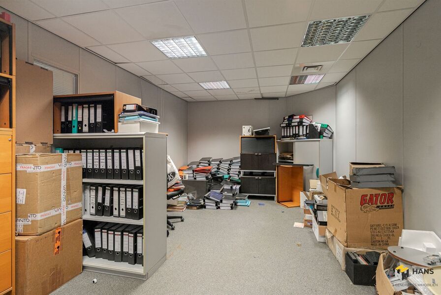 Opbrengsteigendom te koop in MERKSEM