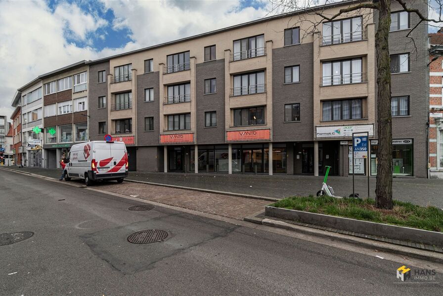 Opbrengsteigendom te koop in MERKSEM