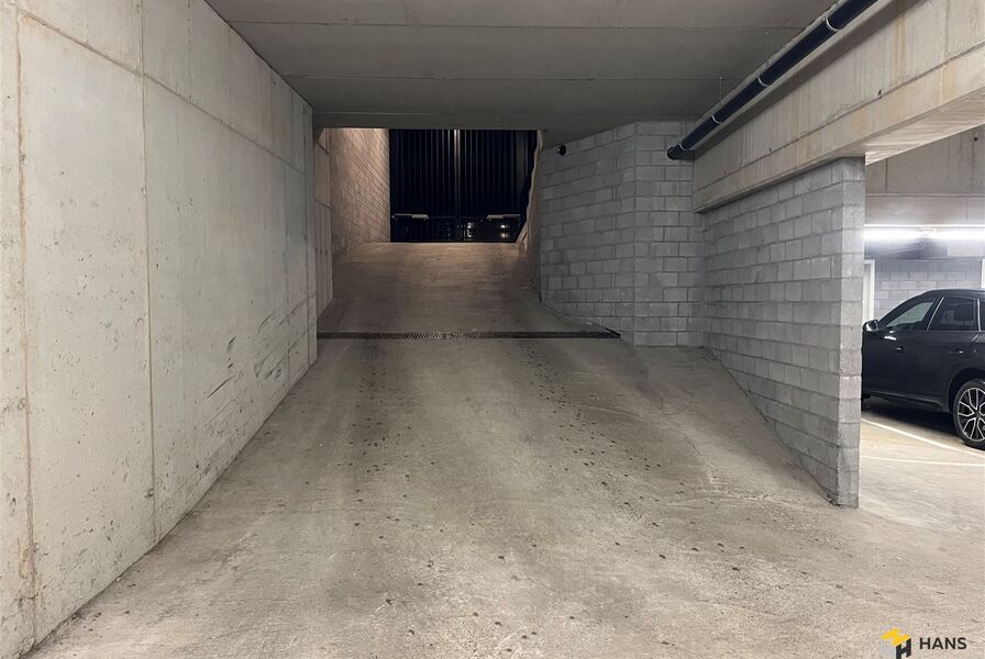 Parking / Garagebox te koop in ANTWERPEN