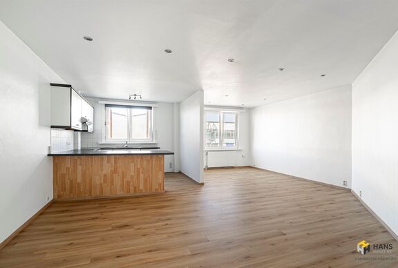 Appartement te koop in DEURNE