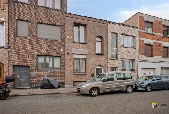 Eengezins woning te koop in DEURNE