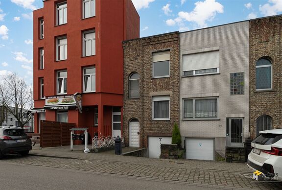 Eengezins woning te koop in DEURNE